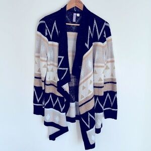 ALYA Francesca's Cape Drape Sweater Party Shimmer Geometric Open Front C…